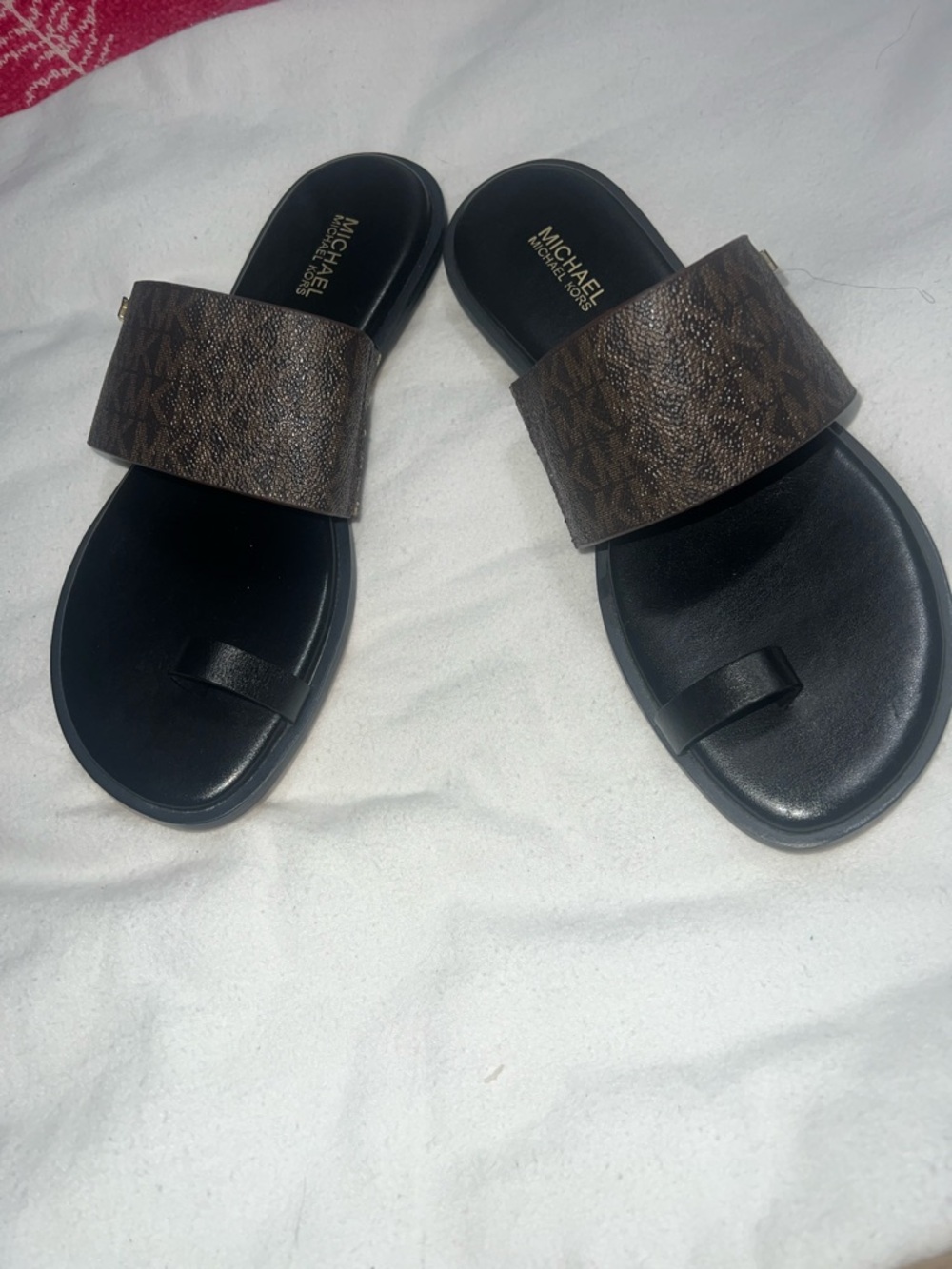MICHAEL Michael Kors August Flat Sandals- Brown/ Black Logo - Picture 11 of 11